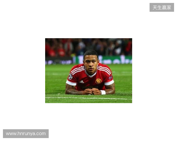 队长风范，曼联落后时B费利用肖疗伤时间来回指导大部分队友